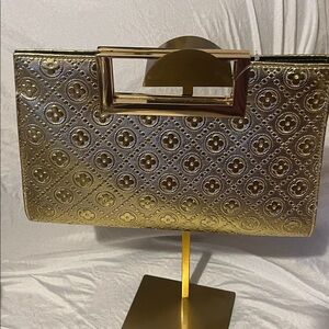Linea Donna Gold Designer Women's Handbag New With Tags
